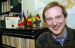 Prof. Louis MASSICOTTE
